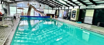 Elevate Your Reunion: Saucier, MS Rental Offering Unrivaled Luxury and All Desired Amenities
