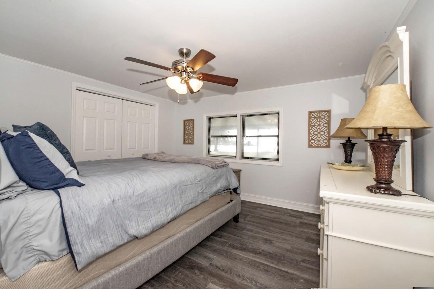 3 chambres, Wi-Fi, literie fournie