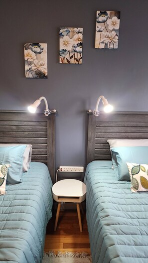 2 bedrooms - Charming 2-bedroom Apartment in Gqeberha With Garden Views (Gqeberha)