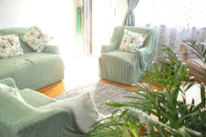 Apartment, 2 Bedrooms, Smoking, Patio | Living room - Charming 2-bedroom Apartment in Gqeberha With Garden Views (Gqeberha)