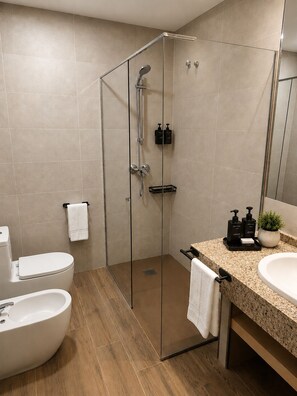 Soap, toilet paper - Hospederia La Serrana (Piornal)