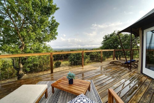 Romantic Hilltop Safari Glamping Tent with Lake Views near Lake Travis in Marble Falls, Texas