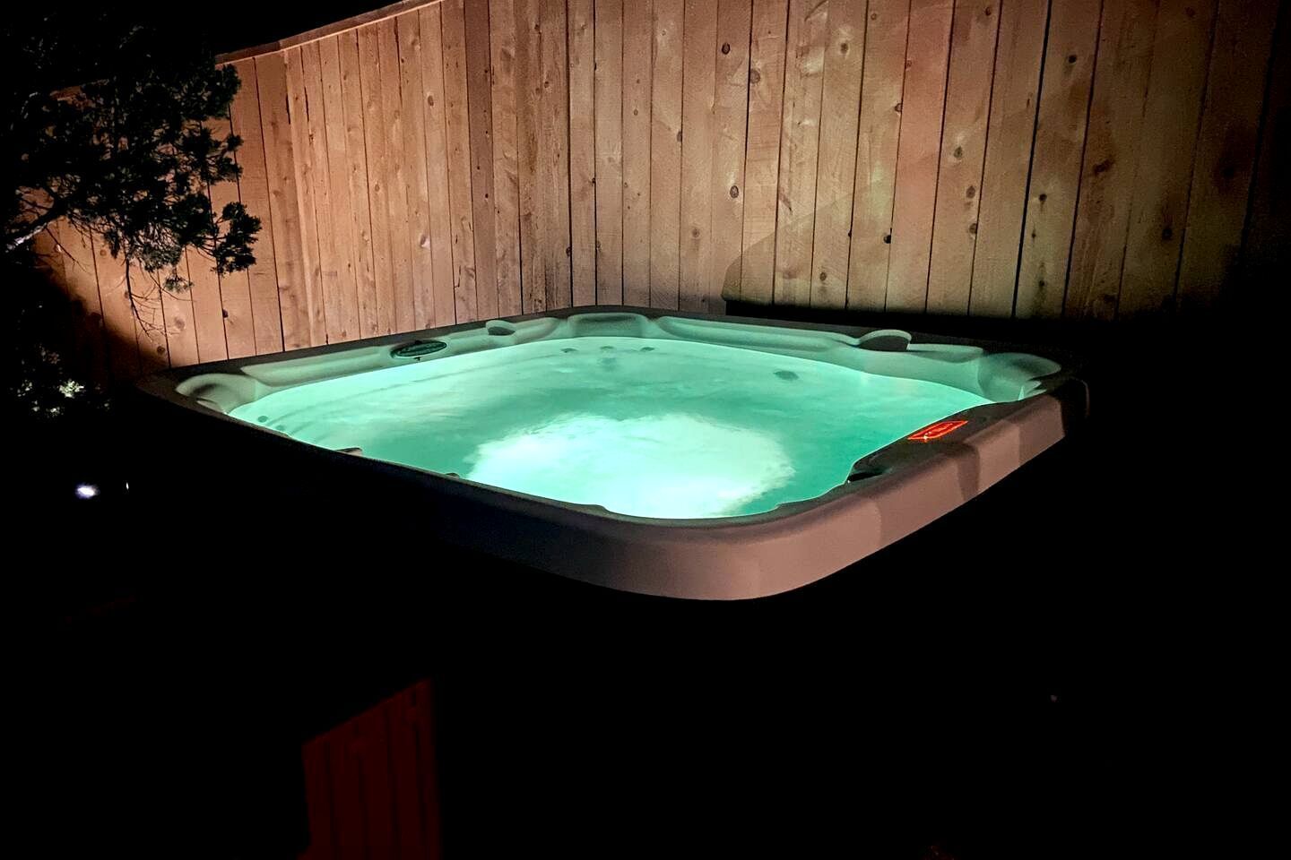 屋外スパ浴槽