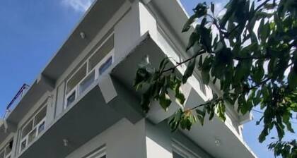 Ultar House Hotel