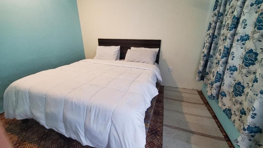 Double Room, Mountain View