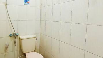 Deluxe Double Room | Bathroom | Towels