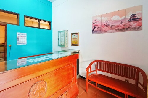 TwoSpaces Living at Sutomo Homestay