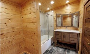 Jetted tub, towels