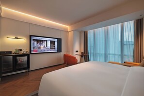 Comfort Double Room, Non Smoking | Laptop workspace, blackout curtains, soundproofing, iron/ironing board - Intercity Hotel Zhuhai Hengqin Tianmu (Zhuhai)