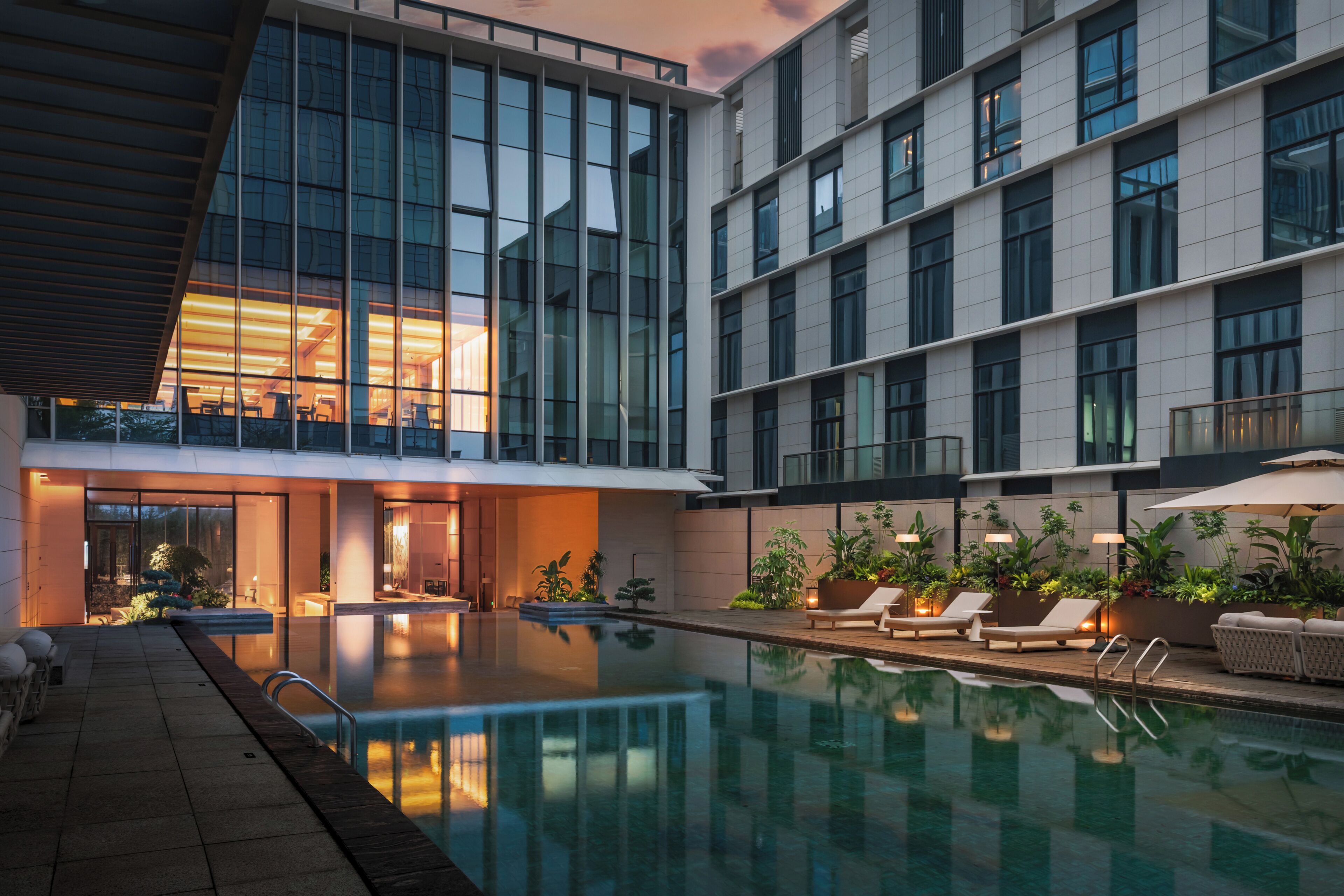 Seasonal outdoor pool