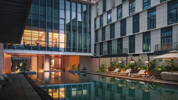 Seasonal outdoor pool