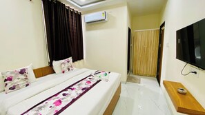 Executive Room, City View | Free WiFi - The Cressida Hotel (Indore)