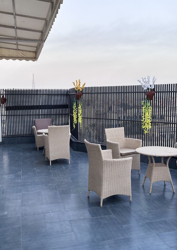 Terrace/patio - Hotel Classic Panipat (Panipat)