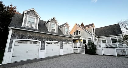 Beautiful Cozy Cabin in Saunderstown, Rhode Island