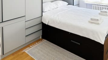 Strykjärn/strykbräda, gratis wi-fi och sängkläder