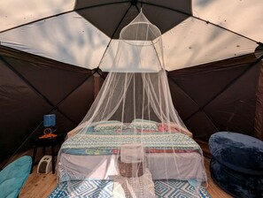 1 bedroom, iron/ironing board, bed sheets
