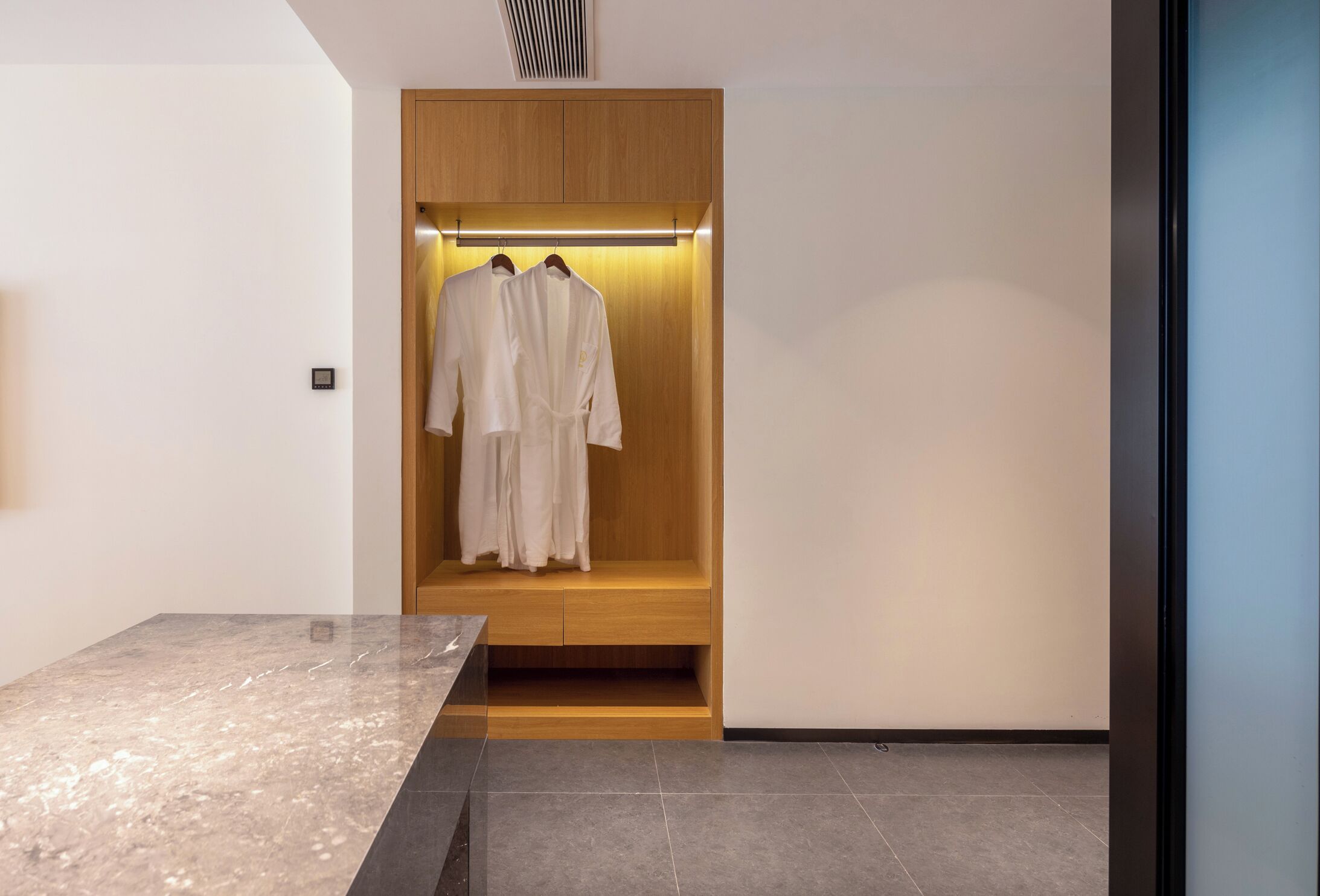 Design Twin Room | Ruang tamu