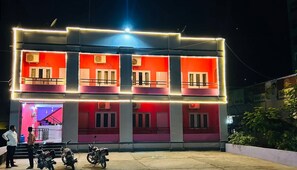 Exterior - Comfort Holiday Una (Naliya Mandvi)