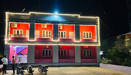 Exterior. Comfort Holiday Una