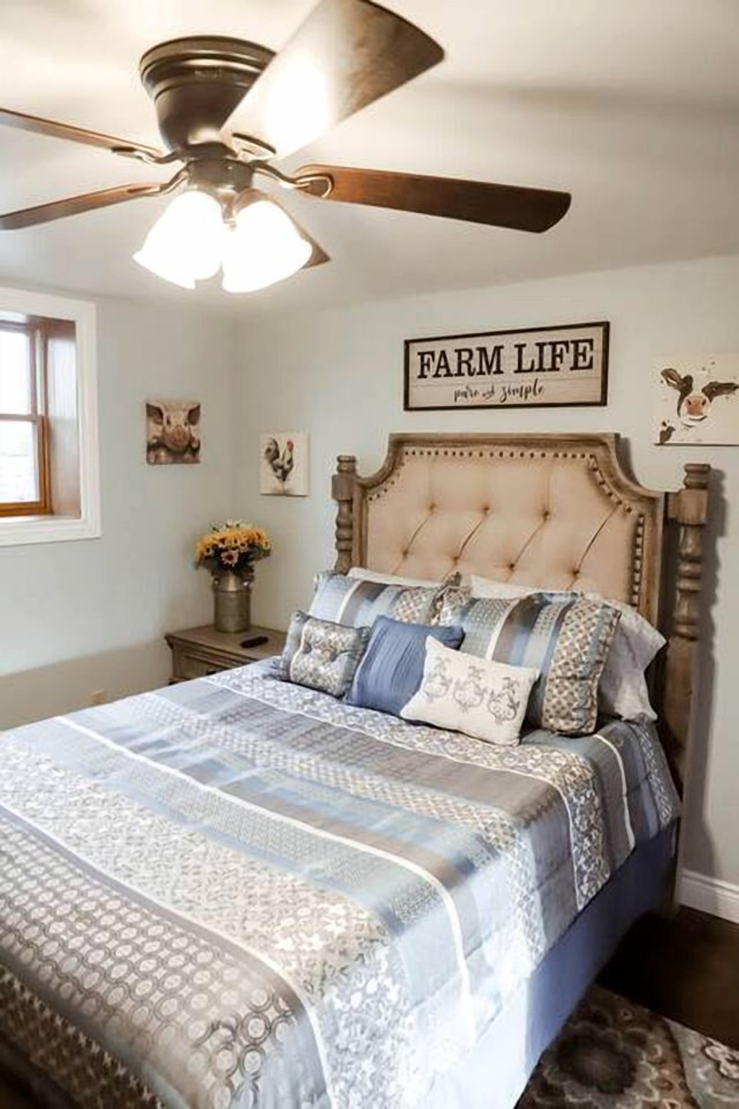 7 bedrooms, iron/ironing board, travel cot, WiFi