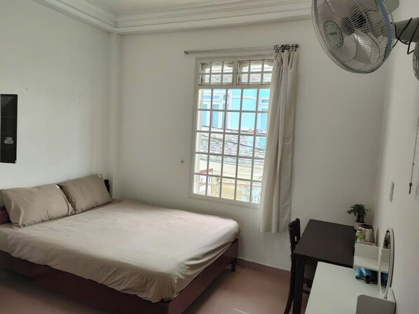 Deluxe Double Room Single Use - Kat Hotel (Da Lat)