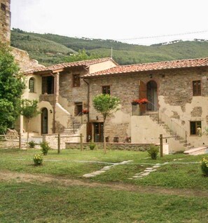 Exterior - Borgo San Jacopo - The Cypressino (Vicopisano)