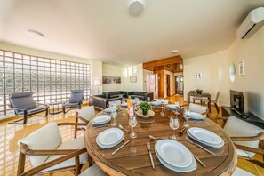 Dining - Villa Odyssey - Marina Albufeira (Albufeira)
