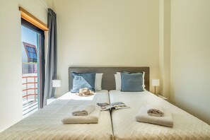 Iron/ironing board, WiFi, bed sheets - Villa Odyssey - Marina Albufeira (Albufeira)
