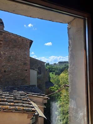 Interior - Locanda di Montisi Torre Room among the Montalcino Hills (Montisi)