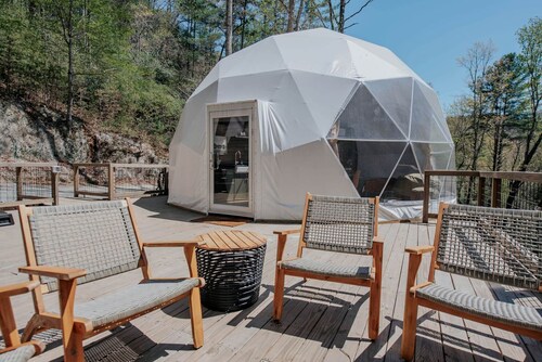 Chic Falls-Side Family Getaway: Dome Stay in Cherry Log, Georgia
