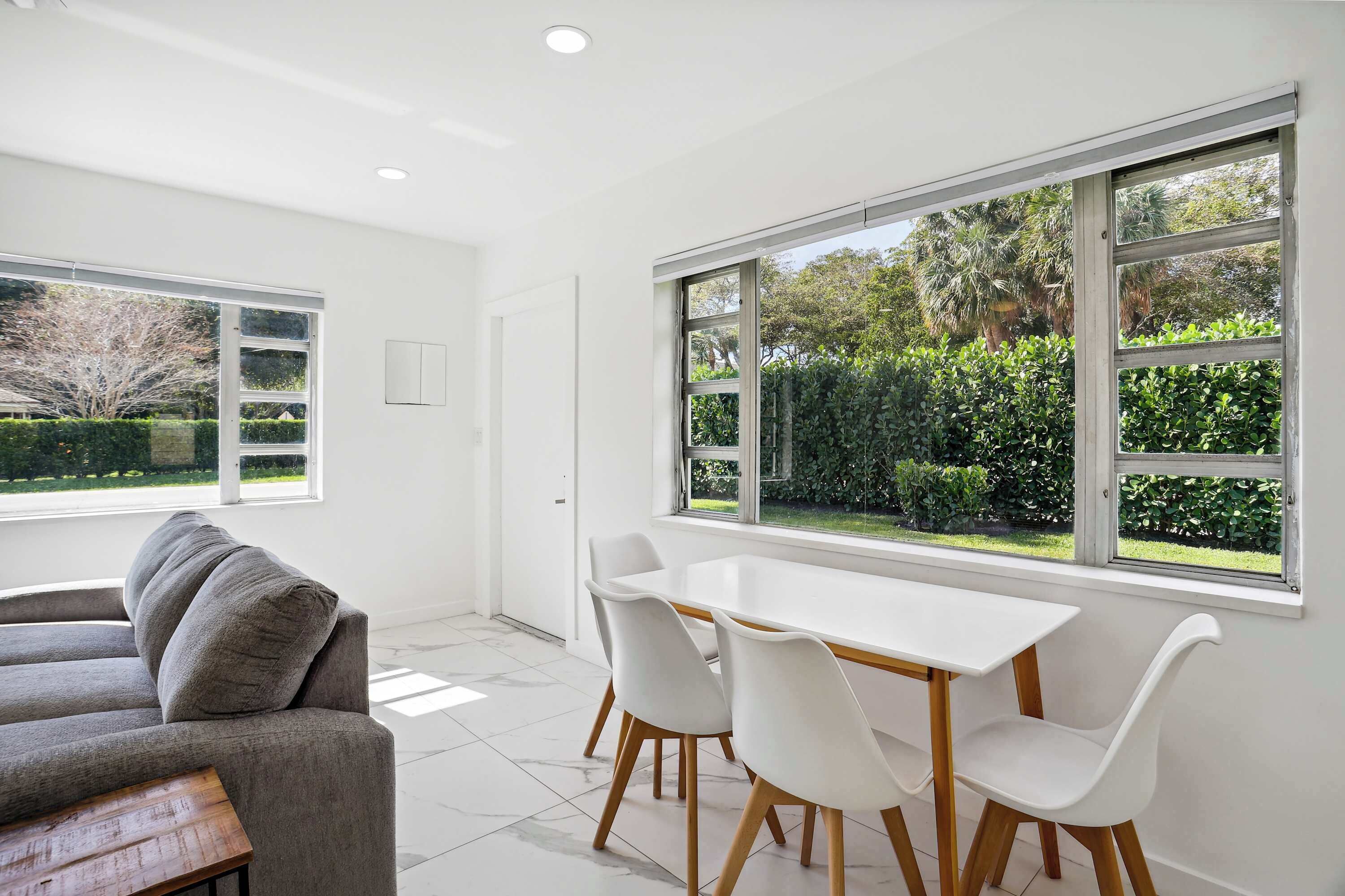 House, Multiple Beds, Patio, Garden View (Marina Row 1) | Interior