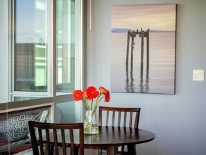 Dining - Corazon City Suite - Stylish Condo with Harbour, City & Mountain Views by Victoria Prime! (Victoria)