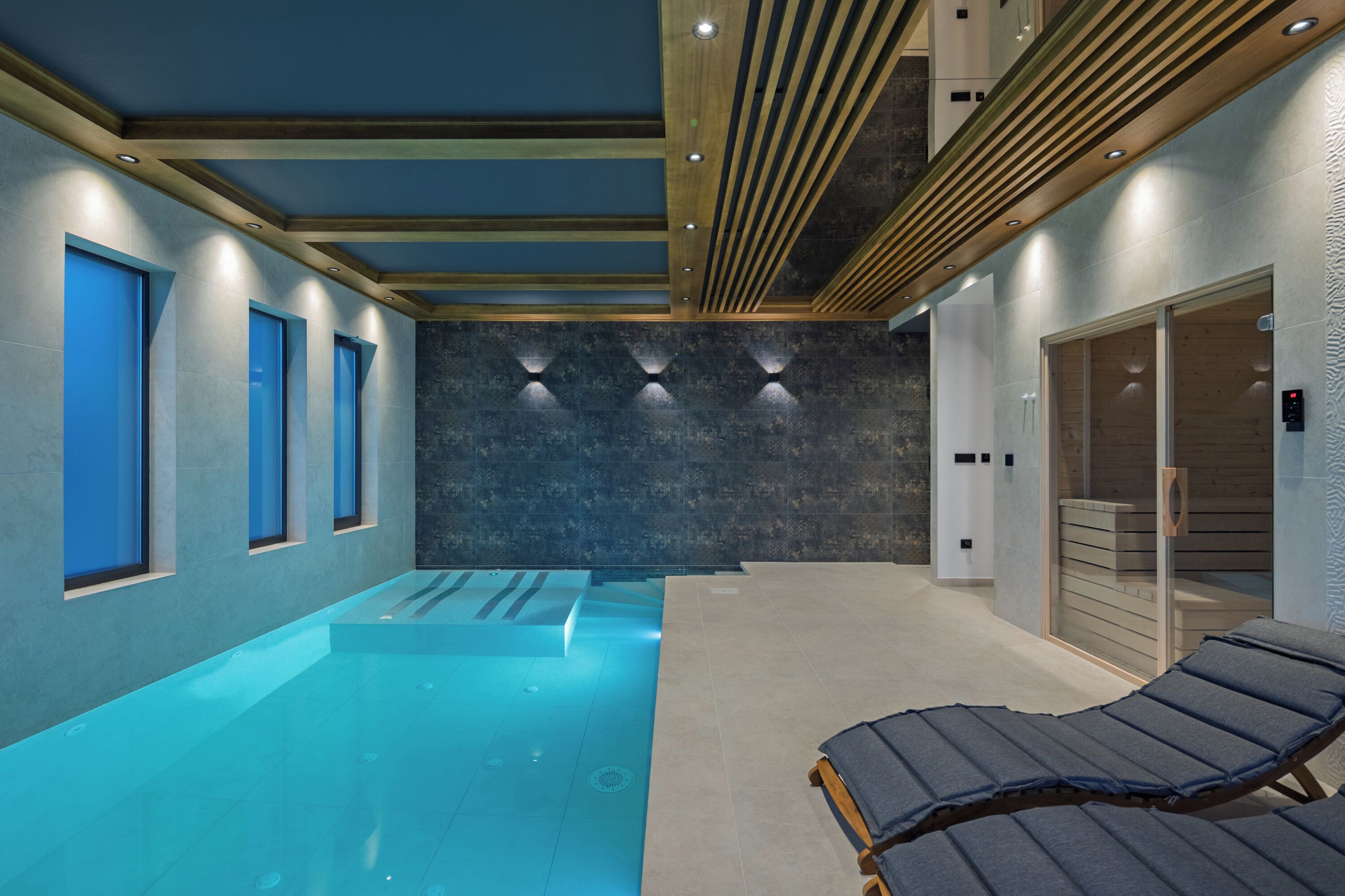 Villa familiar, 4 habitaciones, microondas (Villa Dujma Pool & Spa) | Alberca | Alberca al aire libre por temporada 