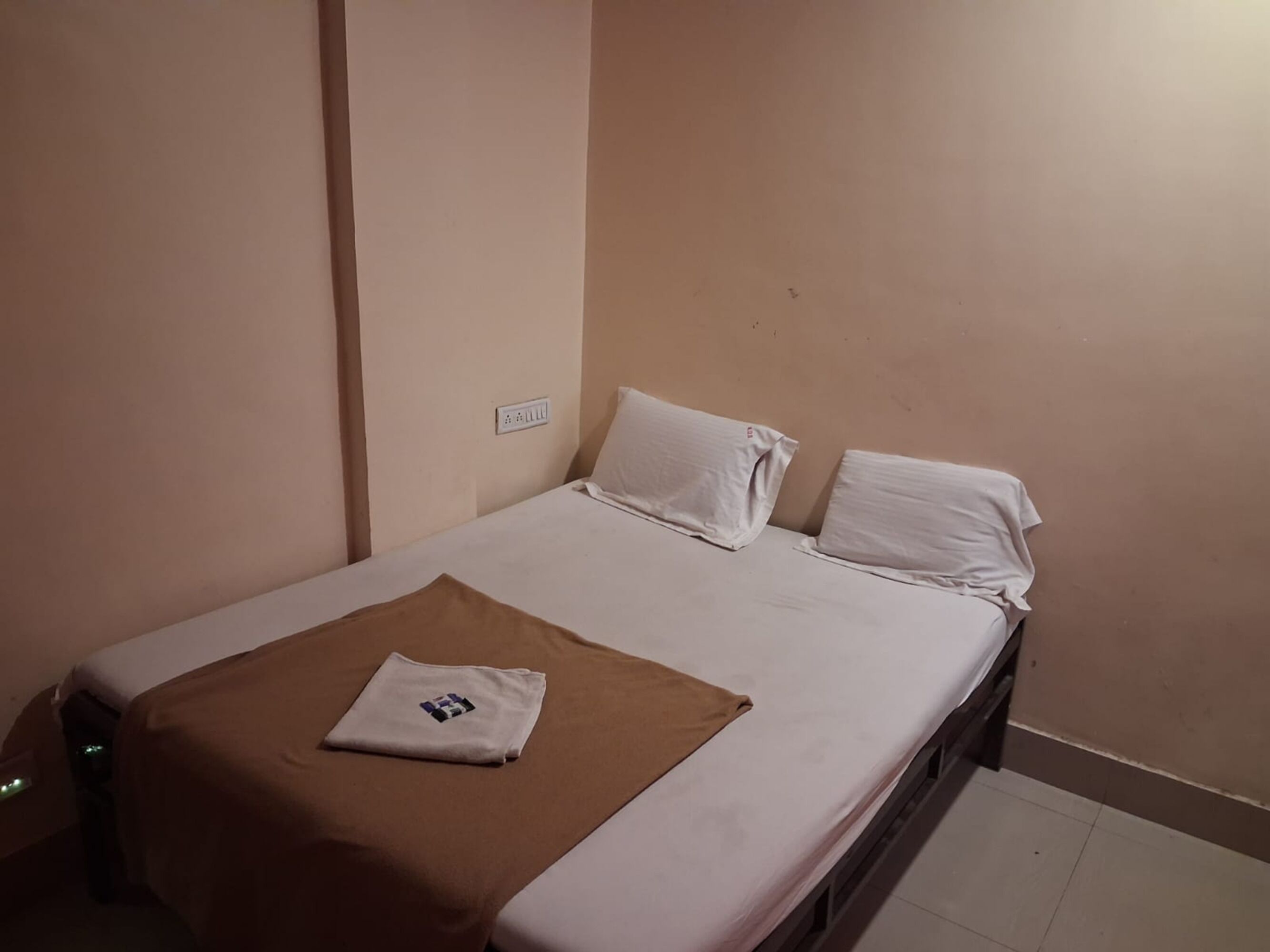 Deluxe Double Room, City View | Desk, free WiFi