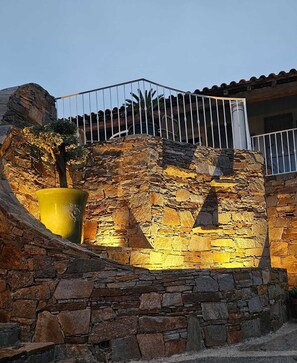 Property grounds - Villa Boucheron - 4 independent apartments - Sea view (Roquebrune-sur-Argens)