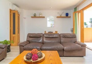 TV - Apartment Son Baulo Sindria (Ca´n Picafort)