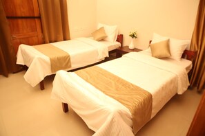 Luxury Villa, Garden View | In-room safe, blackout curtains - Vayal Varam Homestay (Kollam)
