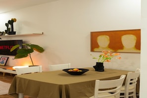 Dining - Iconic Sun Avenue Saigon D2 Apartment  (Ho Chi Minh)