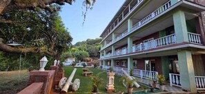 Property grounds - Sahyadri Studd Farm by Zen Nest (Mahabaleshwar)