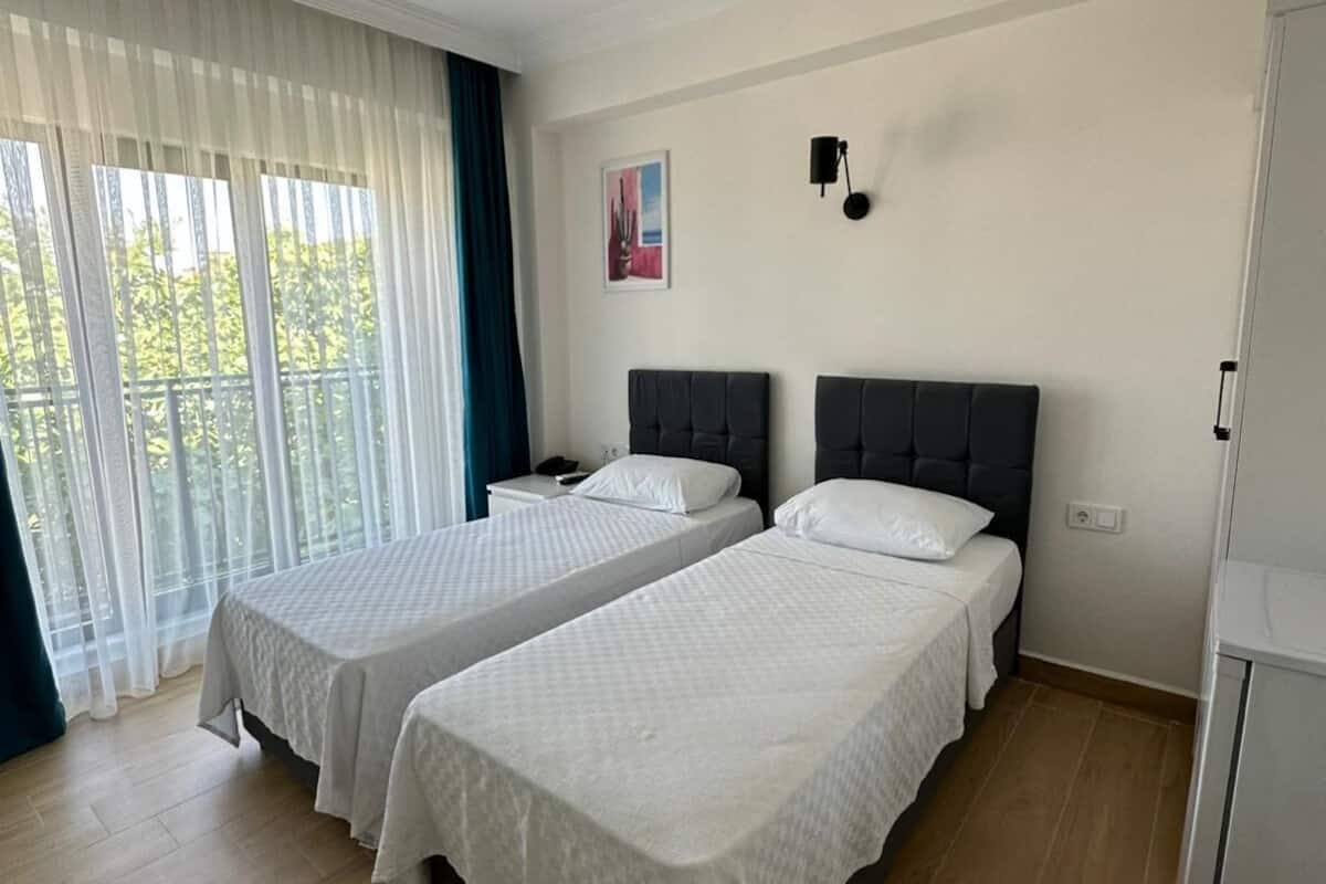 Twin Room | Free WiFi