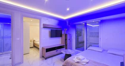 11 - AFRODITI Suite by SDR