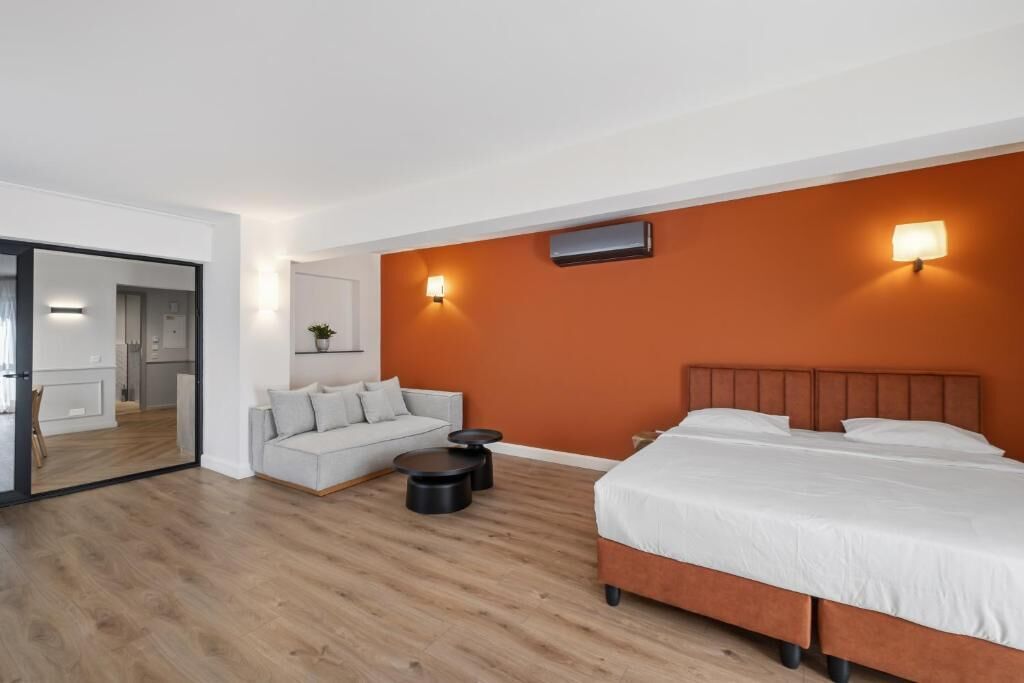 Family Apartment, Balcony