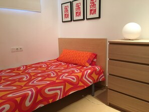 Iron/ironing board, WiFi, bed sheets, wheelchair access - Vrbo Property (Alhama de Murcia)