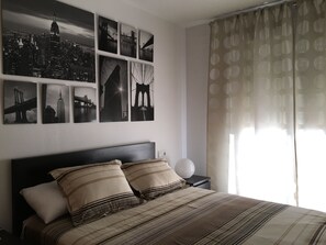 Iron/ironing board, WiFi, bed sheets, wheelchair access - Vrbo Property (Alhama de Murcia)