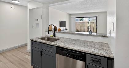 Modern 1-bedroom apartment in Lenexa