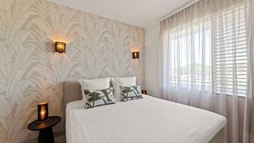 Deluxe Apartment, 2 Bedrooms | Free WiFi