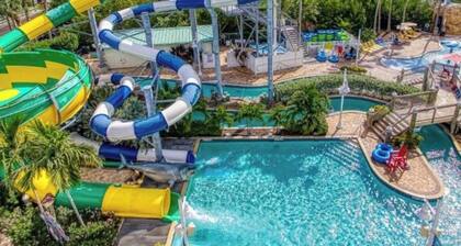 Spacious 2BR Condo at Harbourside Resort, Walk to Beach