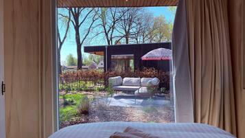 In-room safe, travel cot, free WiFi, bed sheets