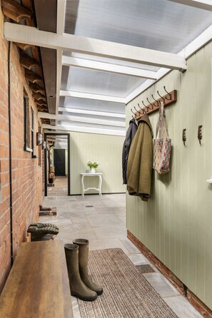 Interior - Alms House East, Grade II Listed, Garden & Patio (Forthampton)