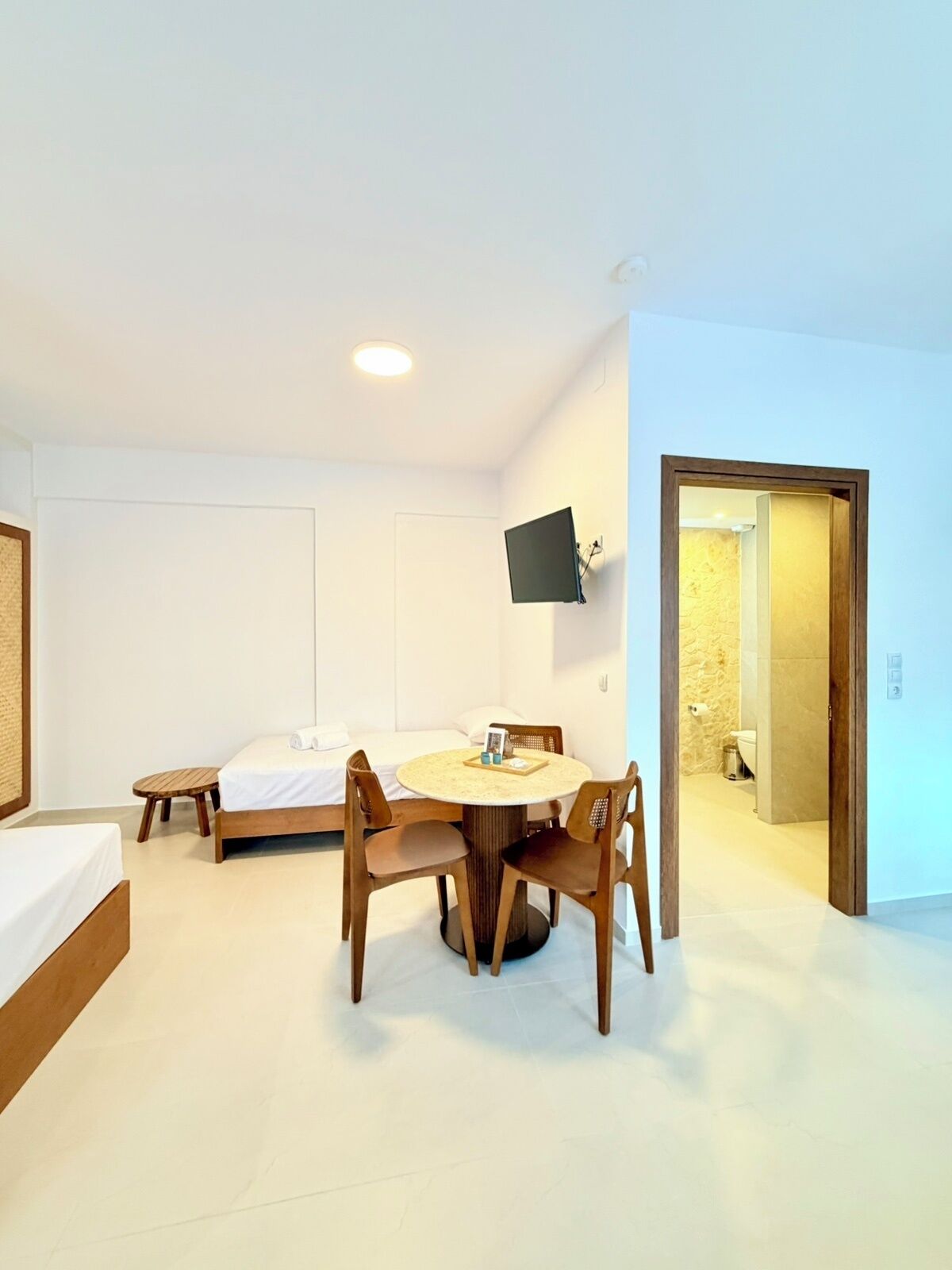 In-room safe, iron/ironing board, free WiFi, bed sheets